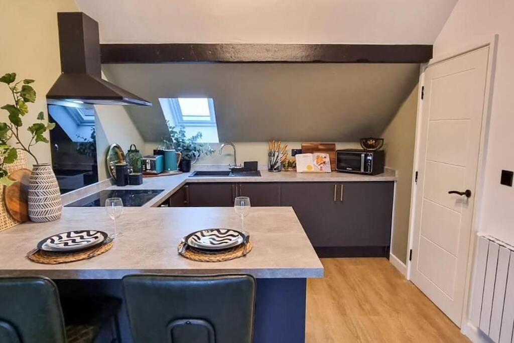 Super Stylish Apartment In Urmston Flat 3 エクステリア 写真