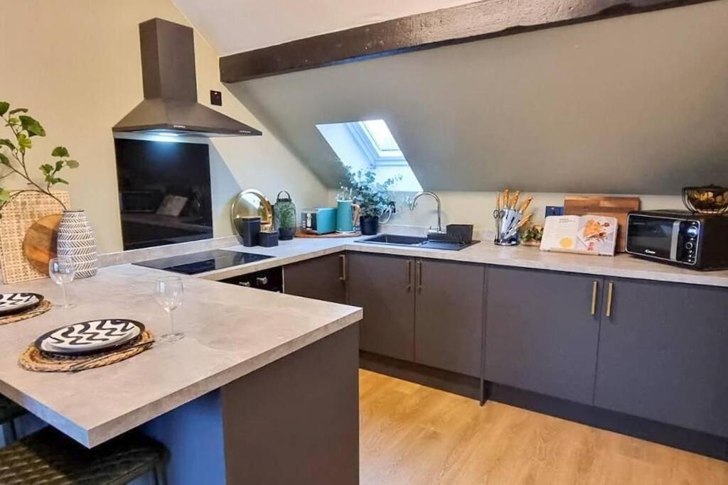 Super Stylish Apartment In Urmston Flat 3 エクステリア 写真
